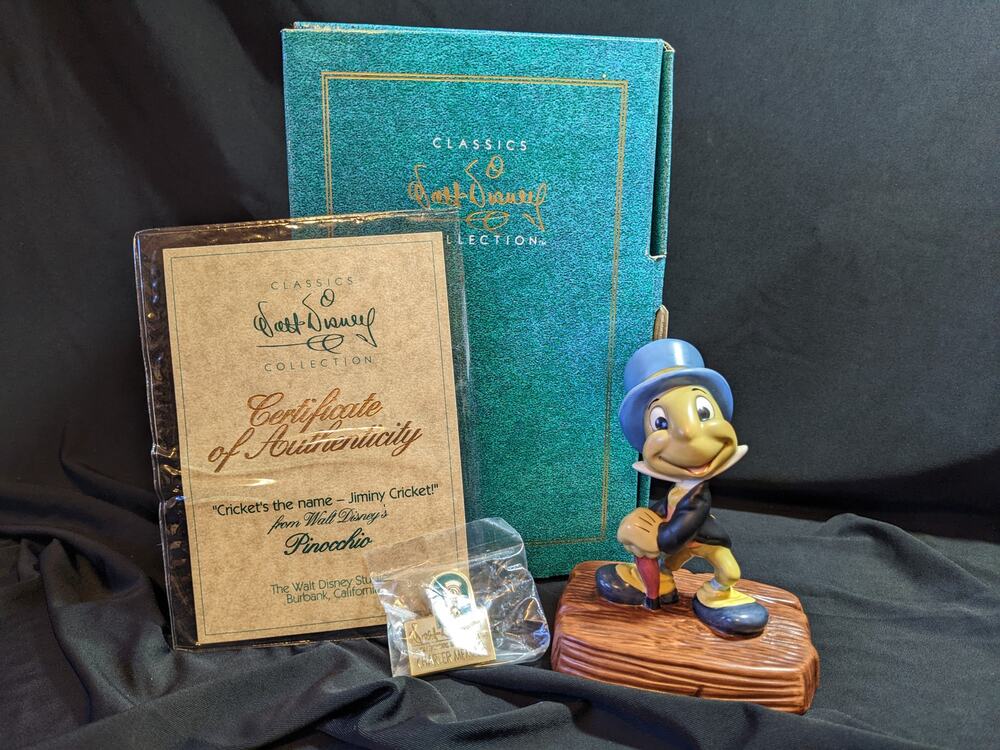 DISNEY WDCC Jiminy Cricket Pinocchio 1993 Charter Member Figurine Box COA Pin
